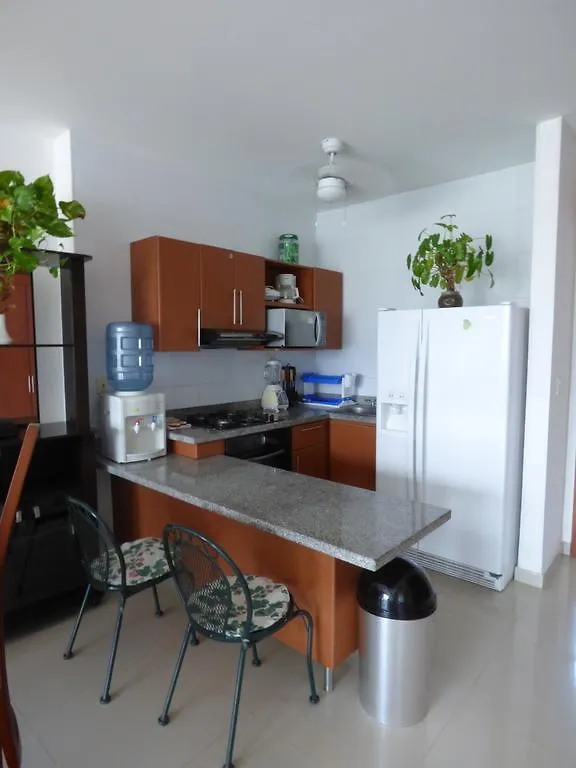 Costa Azul Suites 802 Santa Marta