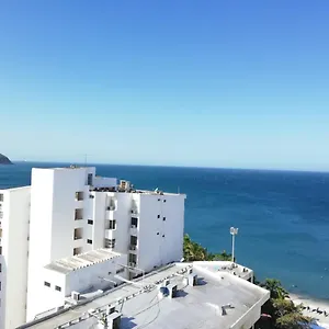 Rodadero, Con Vista Al Mar Apartamento